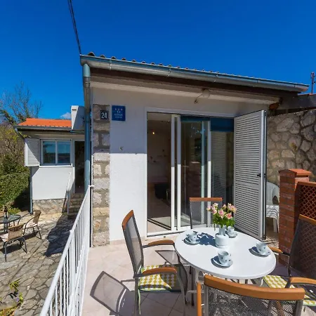 House Lipert