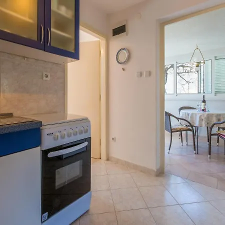 House Lipert Апартаменты