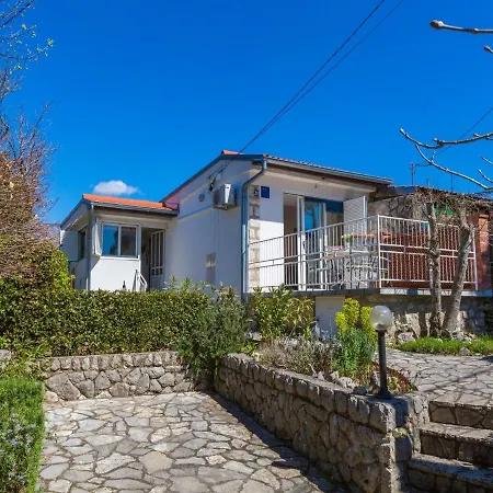 Διαμέρισμα House Lipert *