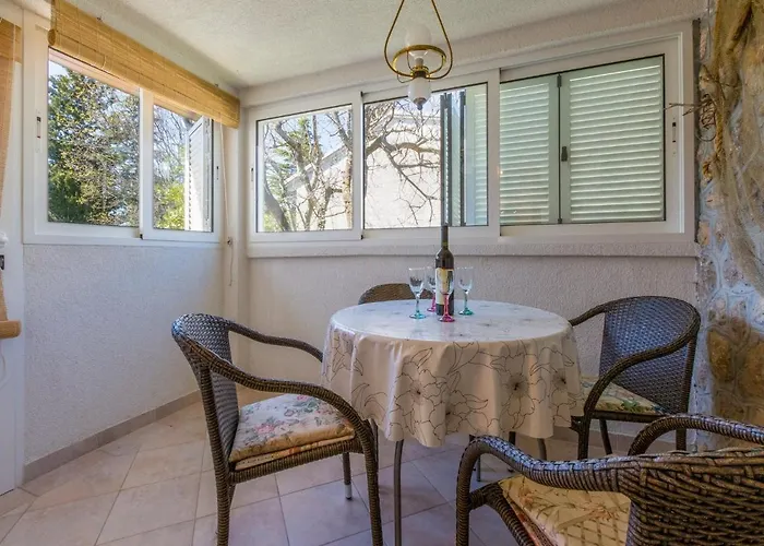 House Lipert Apartman Jadranovo